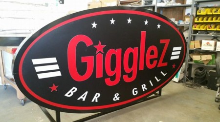 Gigglez Bar & Grill