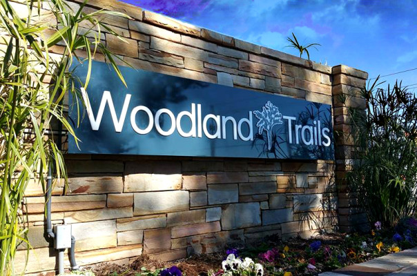 Woodland Trails Apartment Signage 02